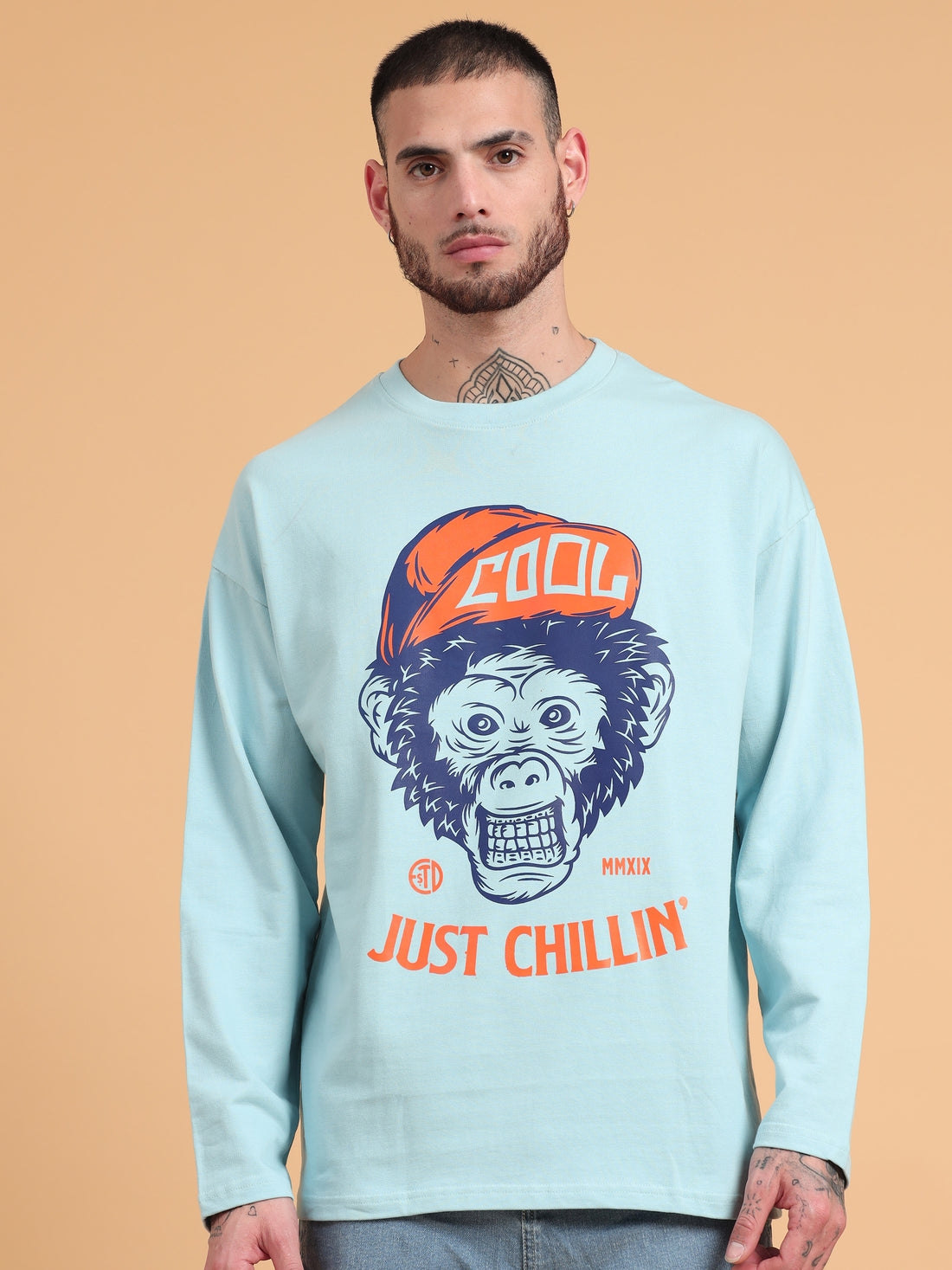 Just Chilling: Aqua Graphic Print Oversized full Sleeve