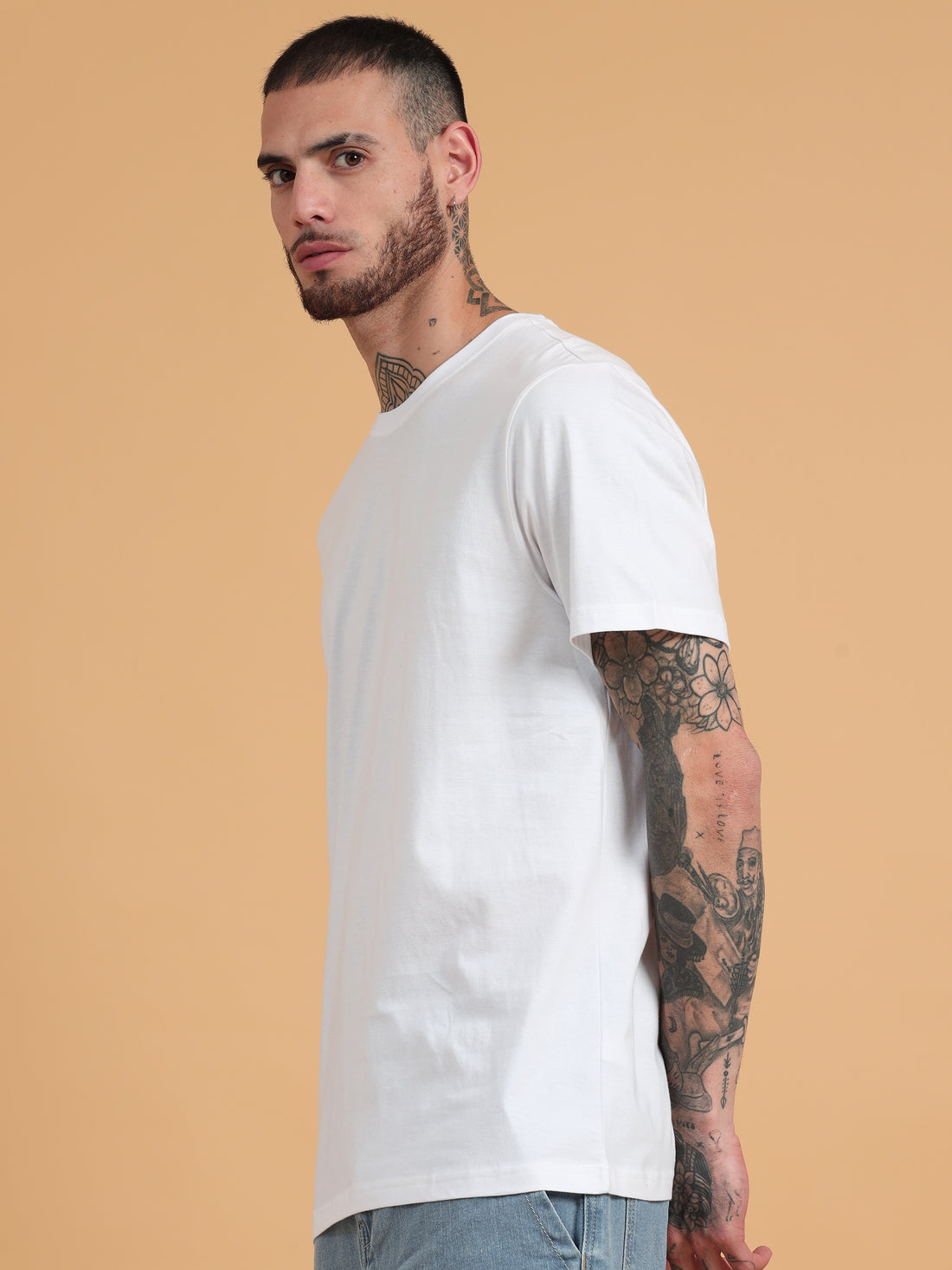Space and Sunshine: White Graphic Print Regular Fit Tshirt